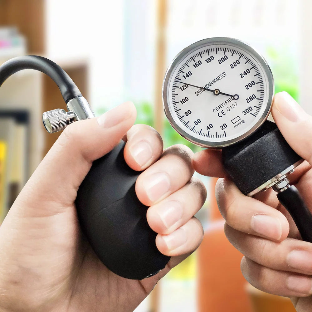 Advanced Manual Aneroid Sphygmomanometer & Stethoscope Kit